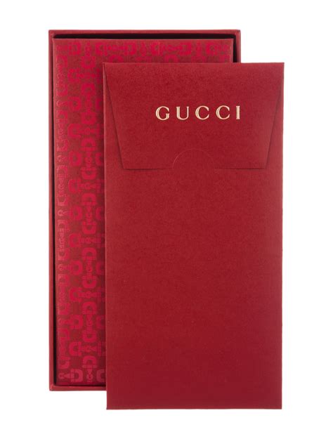 gucci dragon show|Gucci chinese new year gift set.